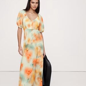 Banana republic CREPE V-NECK MAXI DRESS size 8